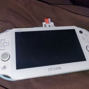 [SOLD]PS Vita 2000